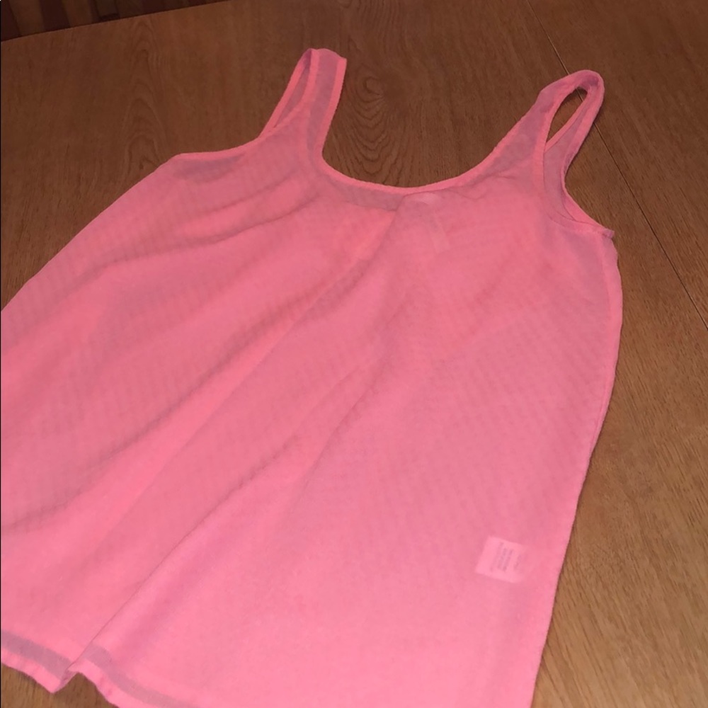 Pink tank